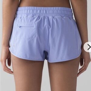 Lululemon Hotty Hot Short 2.5”